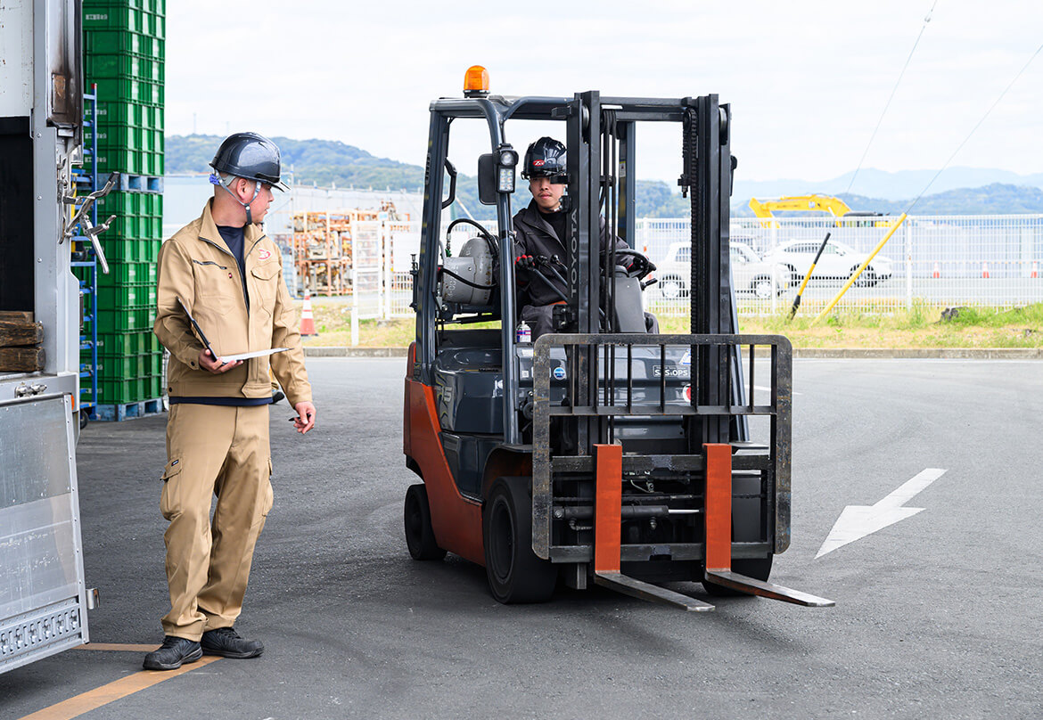 早期昇給やキャリアアップも目指せる！<br />
ジョブローテーション制度も活用可能